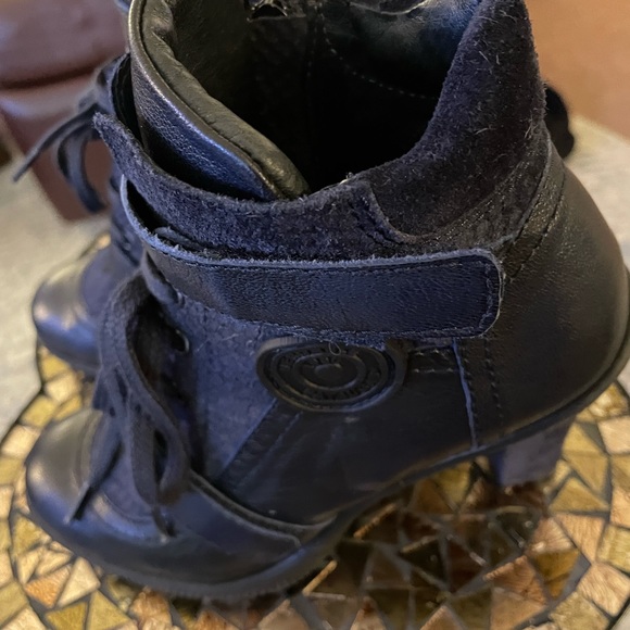 Pataugas half boot black - Picture 3 of 6